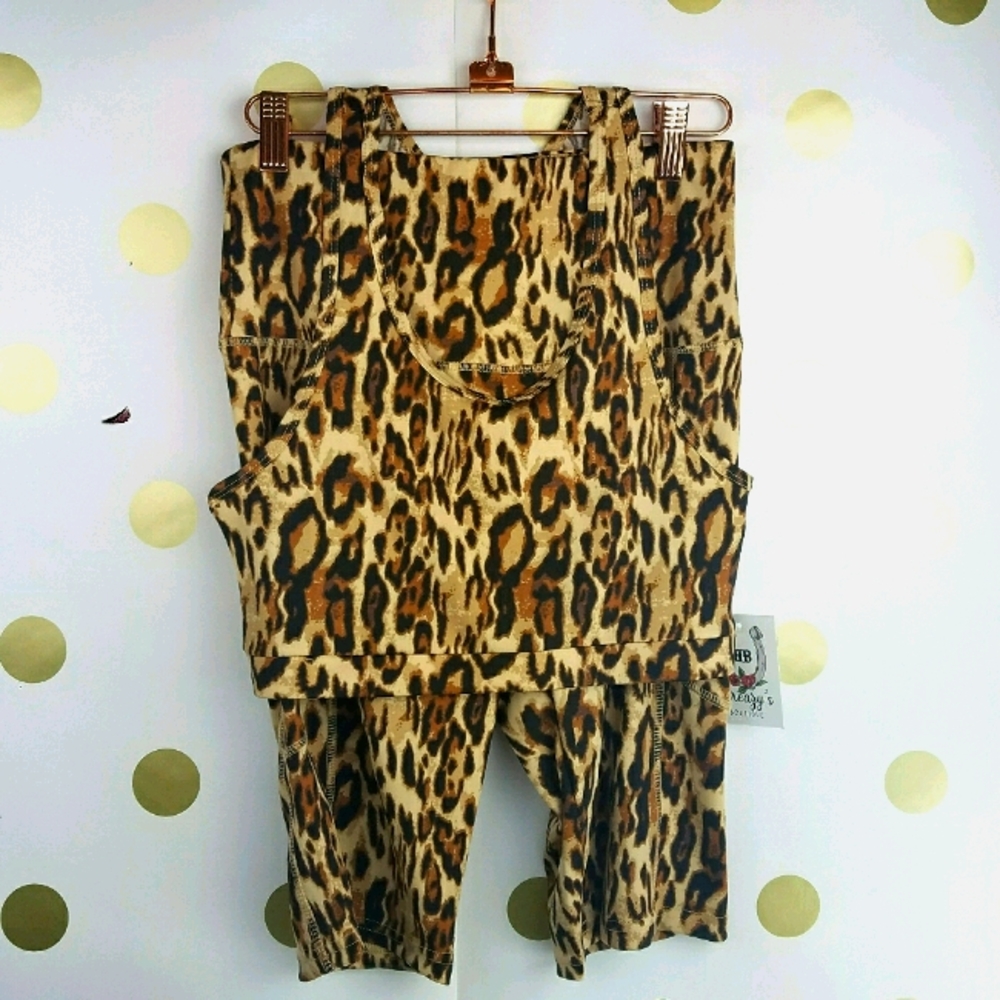 Leopard biker shorts and sorts top